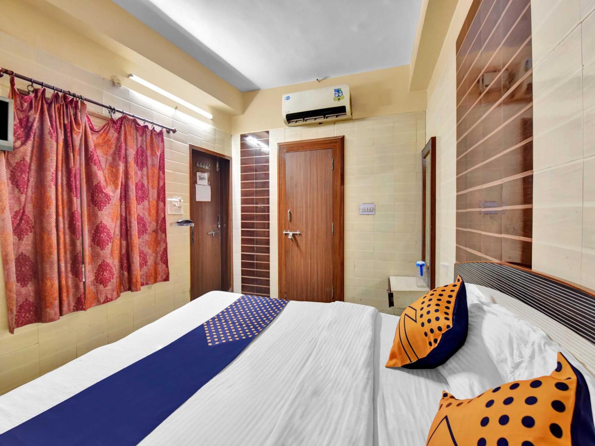 Oyo 85212 Hotel Vaibhav Аджмер Екстериор снимка